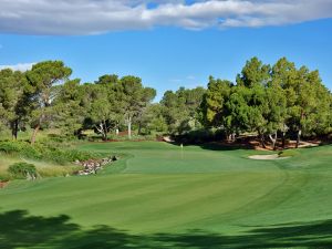 Shadow Creek 1st Approach